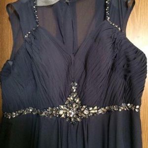 Size 32 Plus size mother of the bride dress